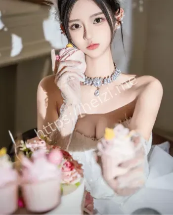 抖音情趣内衣造型争议