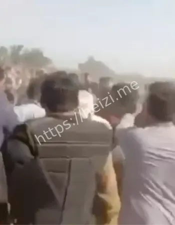 数百人围殴罪犯