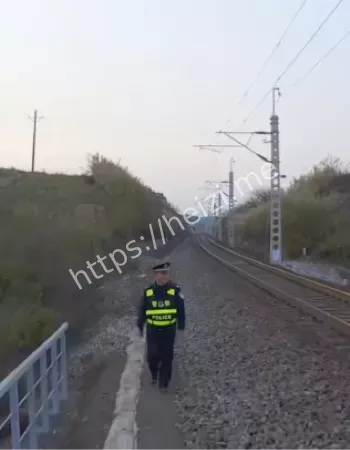 昆明铁路试验列车夜间作业安全