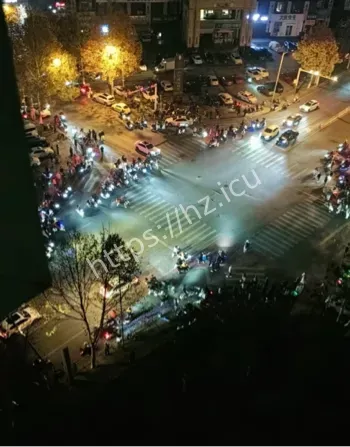 美团骑手集体拉黑小区