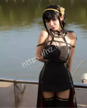 巨乳网红成名前