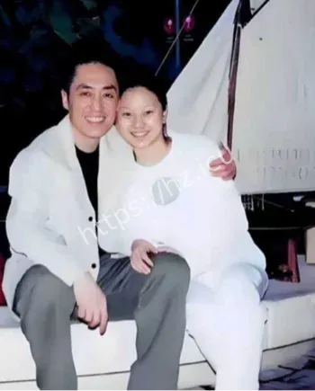 张艺谋助理传话爆料